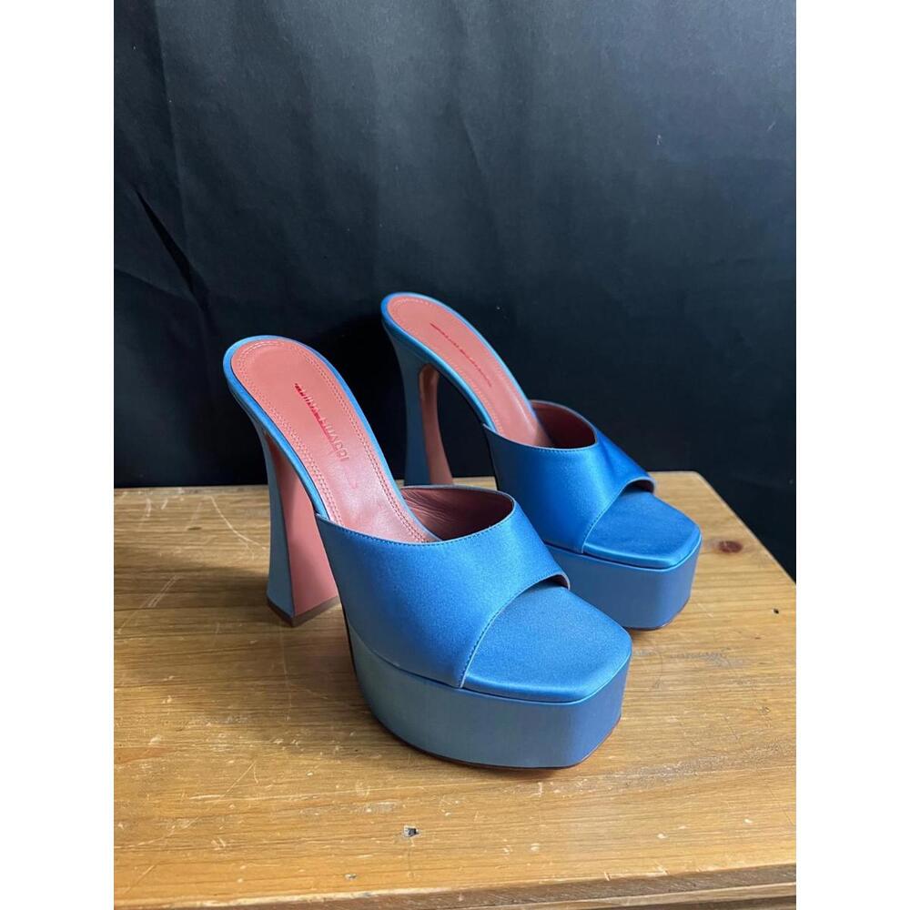 NWOB AMINA MUADDI BABY BLUE Dalida Platform Mule Pumps/Heeled Sandals 36.5/ 6.5